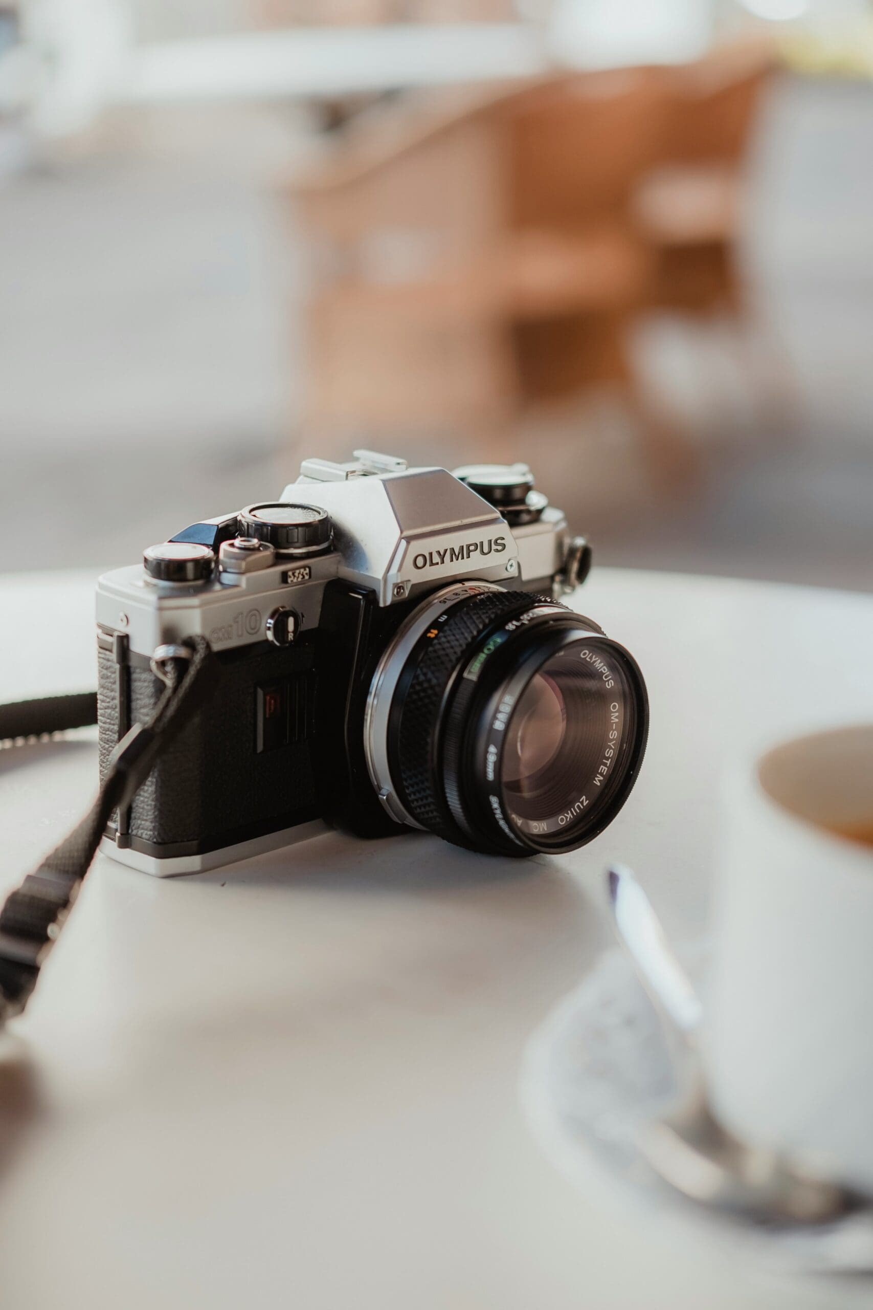 AI Brand Photography vs Traditional Image 4. Article by Presley and Poppy